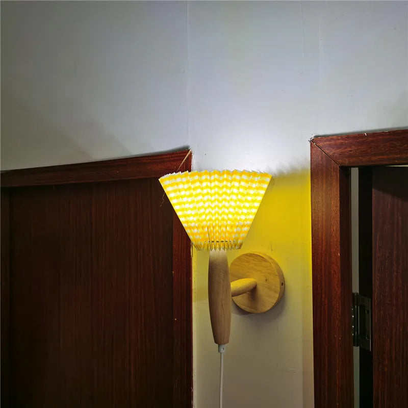 Lampe Pétale | Applique Murale en Bois au Style Nordique avec Design Plissé Ancien