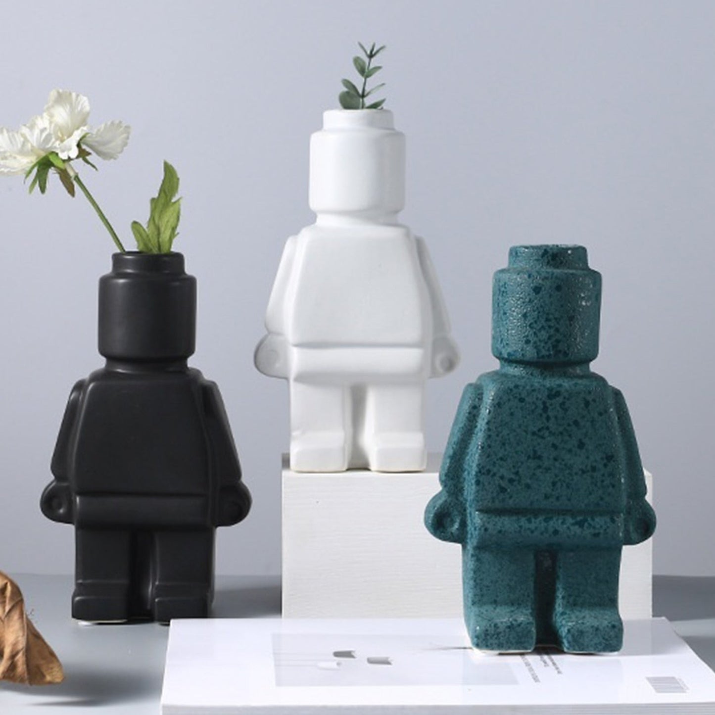 Vase Robot – Un Pot Original pour une Décoration Ludique et Futuriste