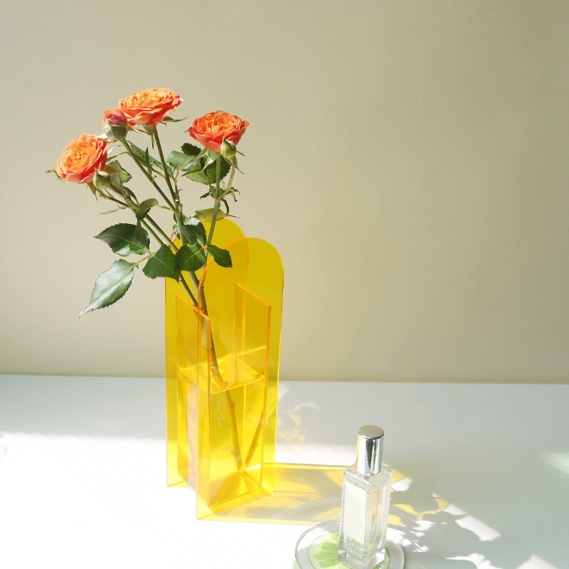 Vase à Fleurs en Acrylique Coloré – Une Explosion de Couleurs Modernes pour Votre Intérieur