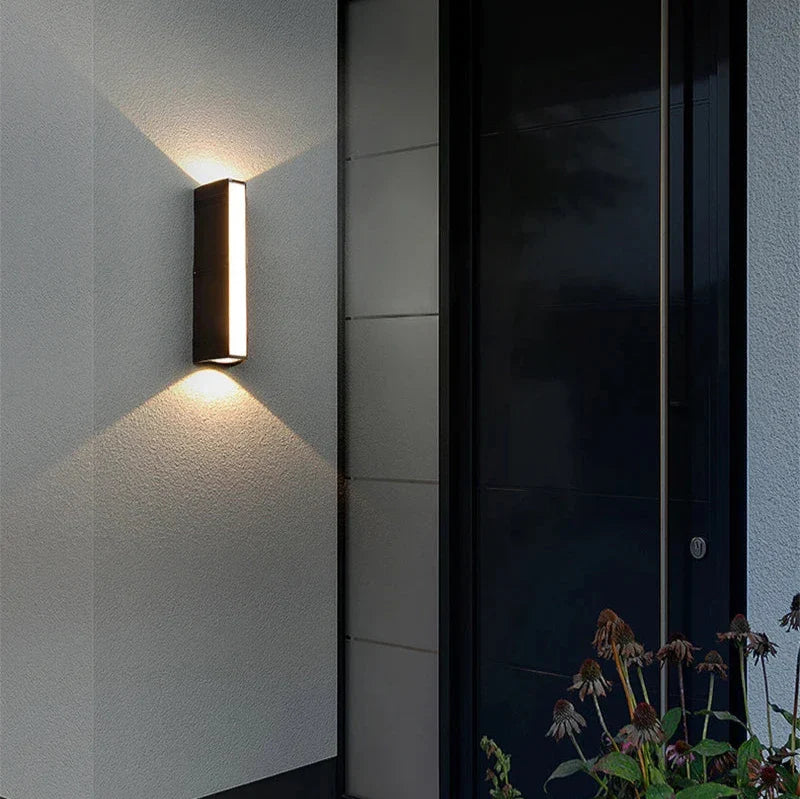 Bandes LED Extérieures Longues – Éclairage Linéaire et Moderne pour Vos Espaces Extérieurs