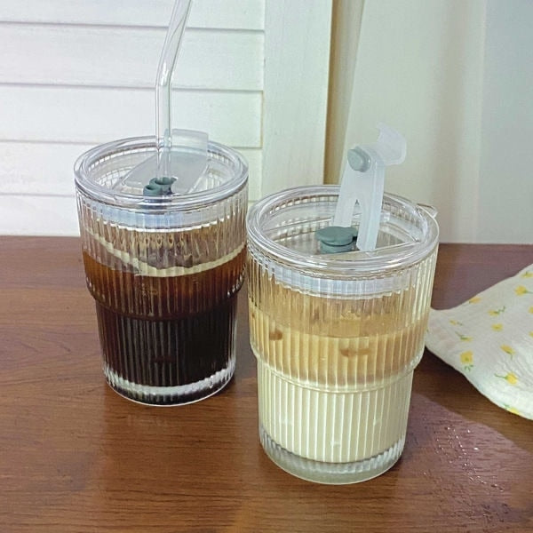 Gobelet Iced Coffee en Verre Ondulé, Couvercle & Paille