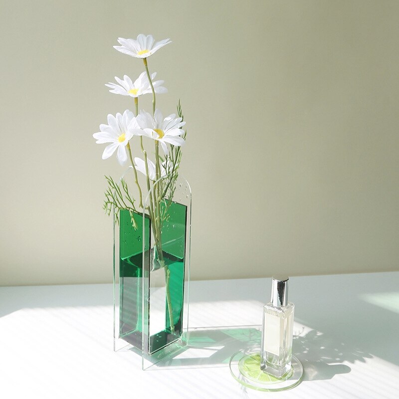 Vase à Fleurs en Acrylique Coloré – Une Explosion de Couleurs Modernes pour Votre Intérieur