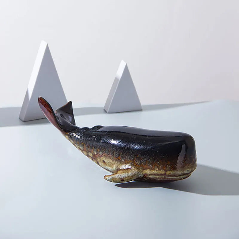 Bryn – Sculpture Décorative Baleine en Porcelaine