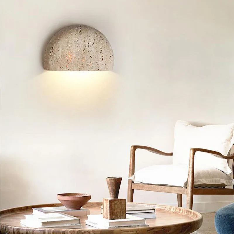 Applique Murale LED Demi-Lune en Pierre – Wabi-Sabi