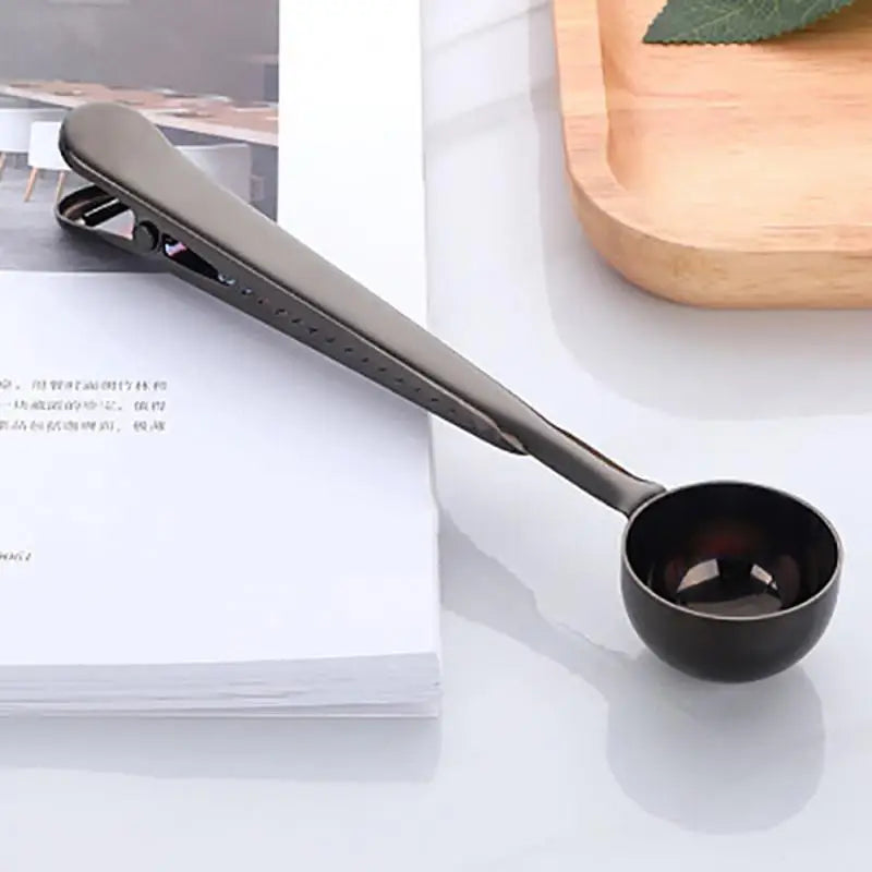 Cuillère Doseuse avec Clip – L'élégance pratique pour les amateurs de café