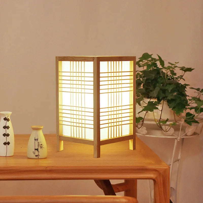 Lampe de table japonaise tissée en bambou – Élégance artisanale et ambiance naturelle