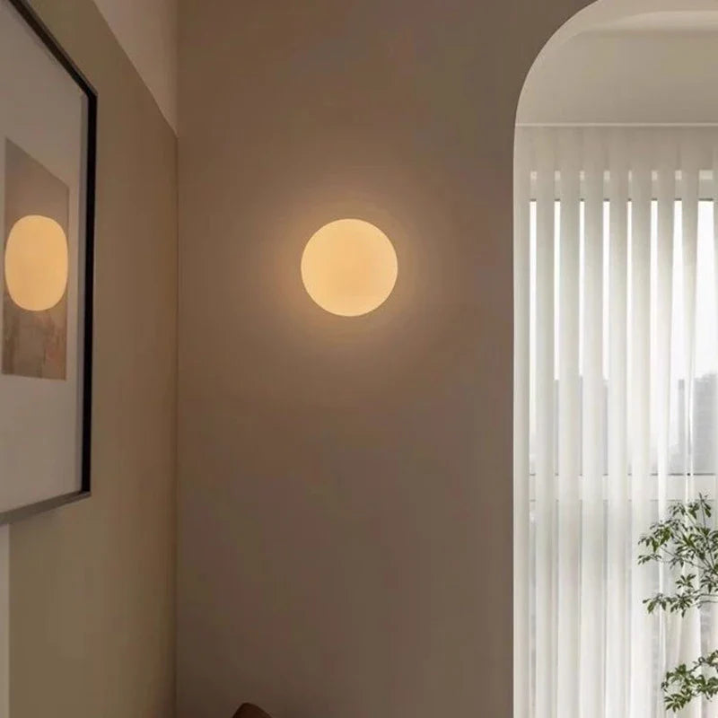 Applique Murale Ronde Verre Opalin Blanc Moderne