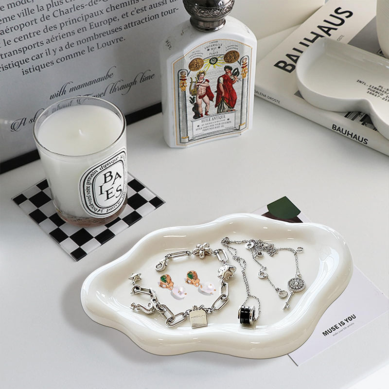 Plateau Nuage en Céramique Blanche – Élégance Fantaisiste pour Votre Intérieur
