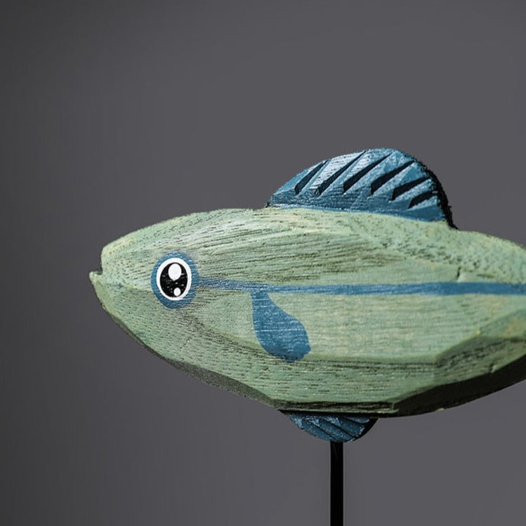 Sculpture Artisanale en Bois – Poisson d’Eau Douce Décoratif