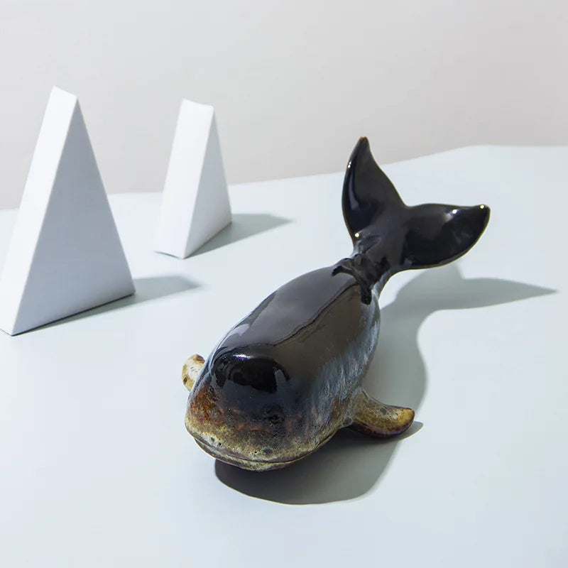 Bryn – Sculpture Décorative Baleine en Porcelaine