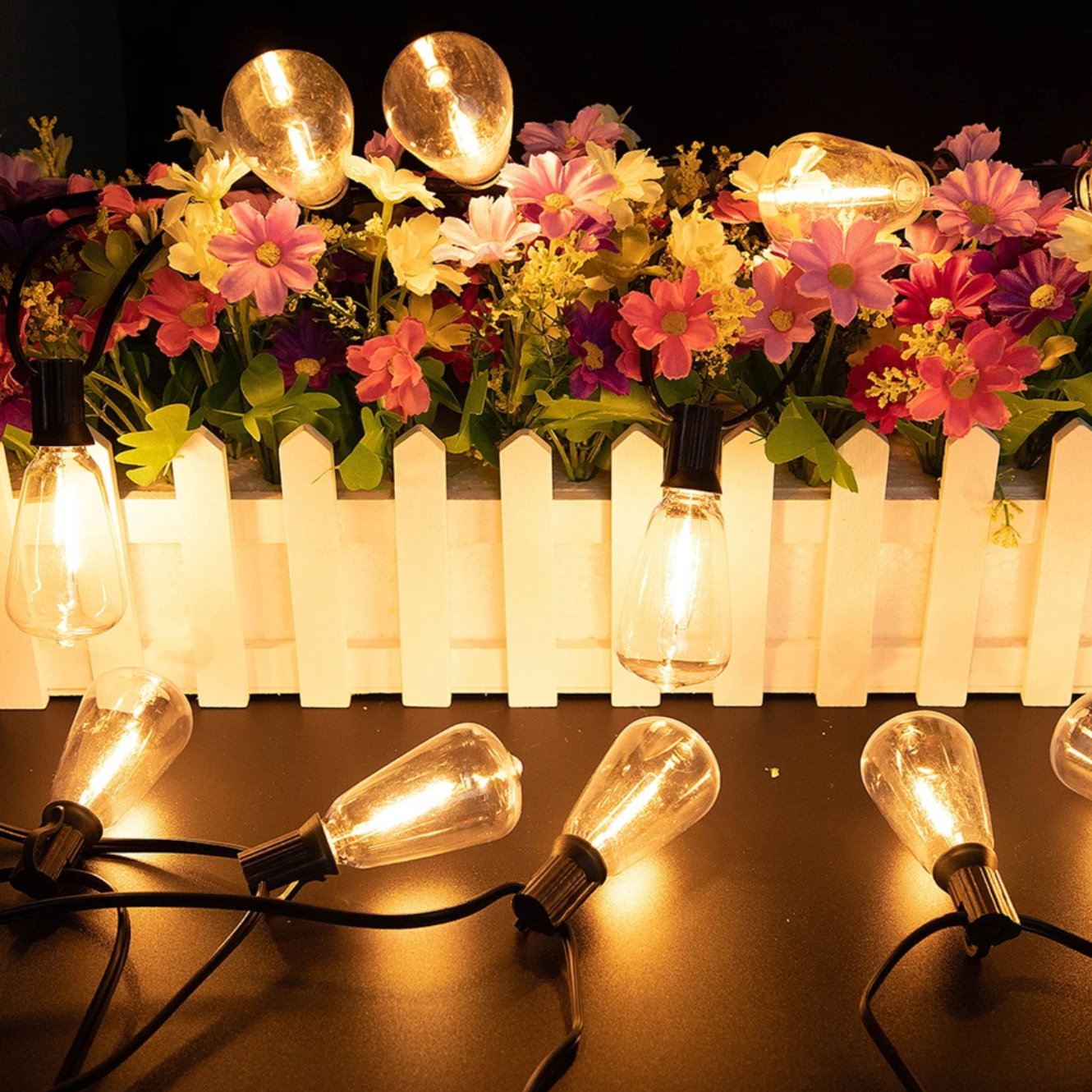 Guirlandes Lumineuses Extérieures Incassables – Ambiance Magique et Résistante pour Vos Soirées en Plein Air