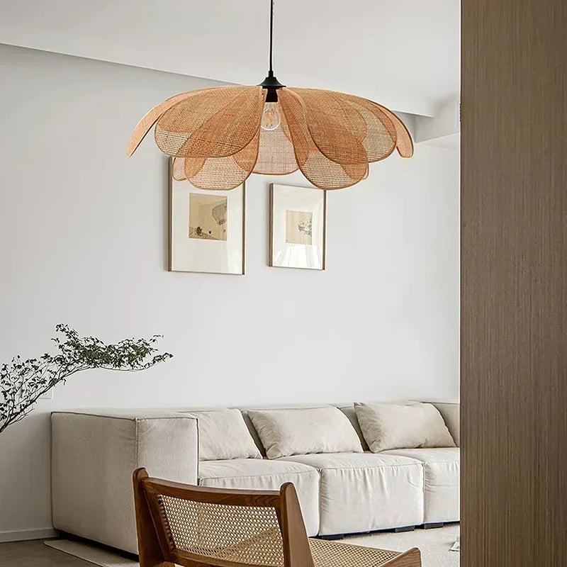 Lampe Pendante Pétale en Rotin – Élégance Naturelle et Ambiance Zen