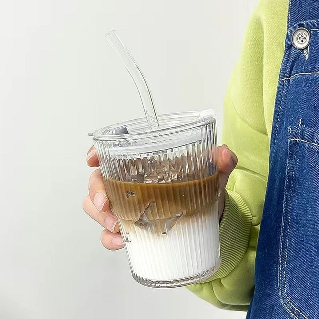 Gobelet Iced Coffee en Verre Ondulé, Couvercle & Paille