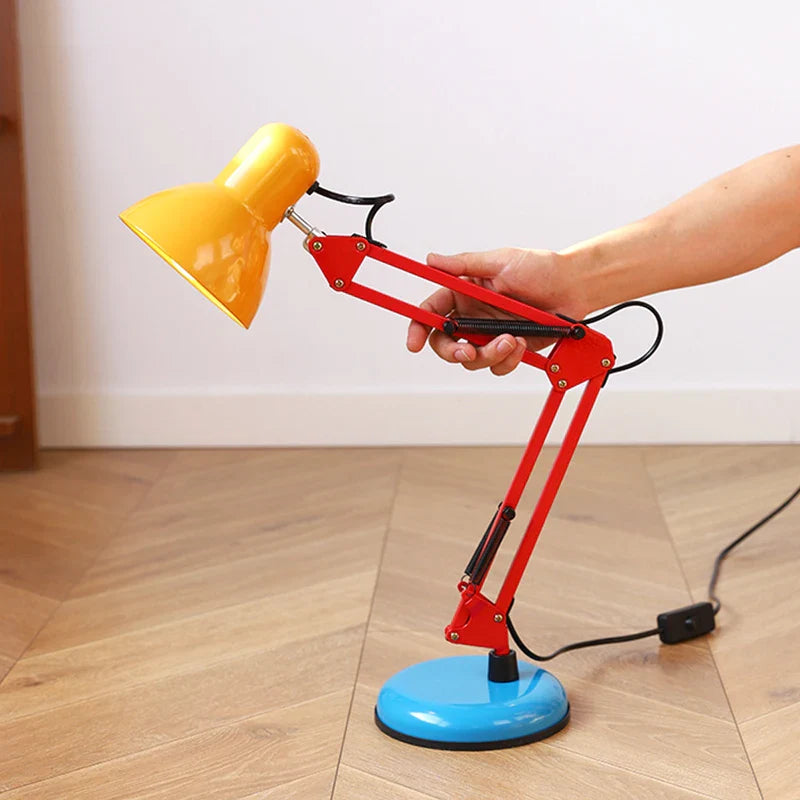Lampe de table rétro style Memphis – Touche industrielle audacieuse pour votre intérieur