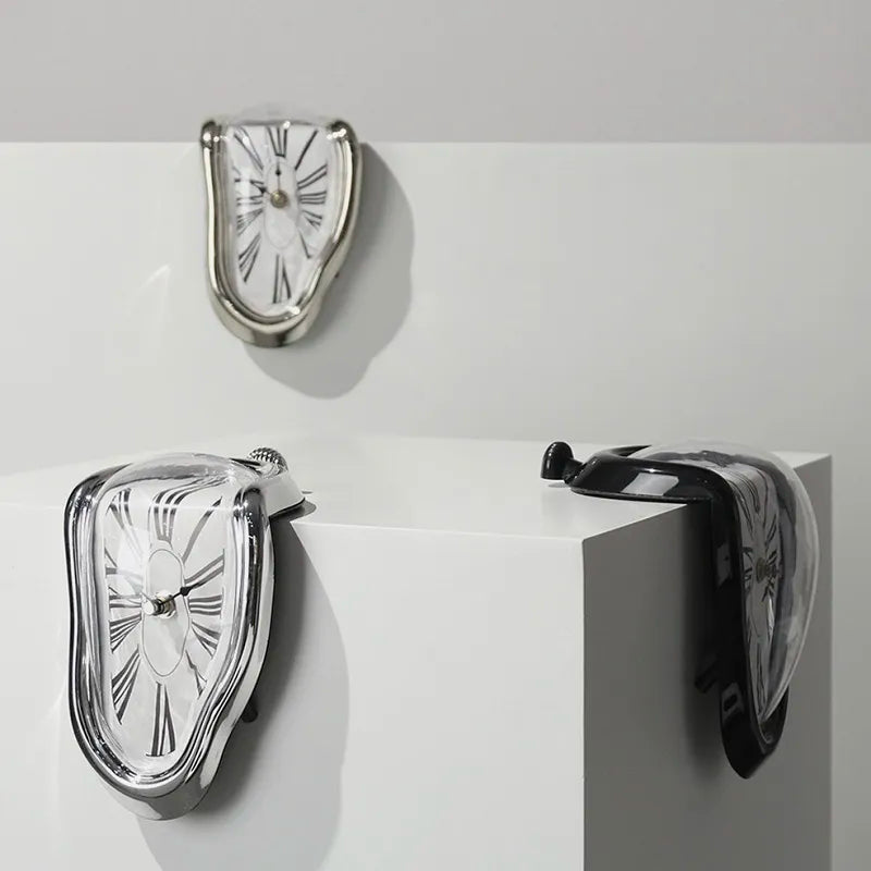Horloge Design Silencieuse Effet Fondant pour Intérieur Moderne