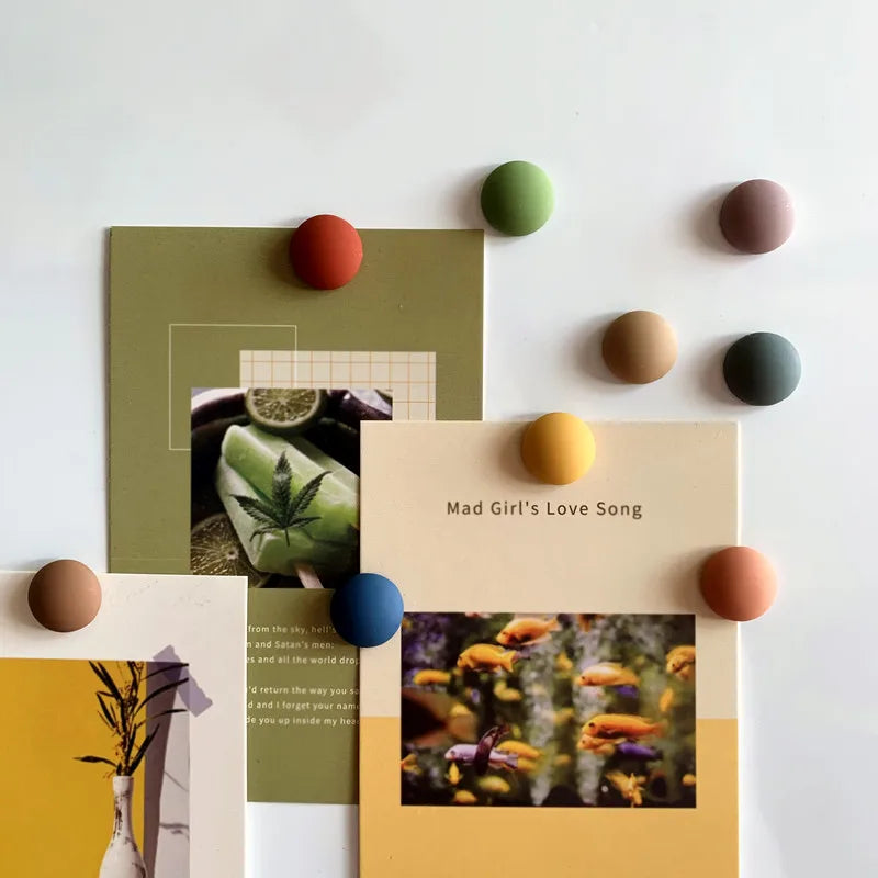 Ensemble de Magnets Boules Macaron – Une Touche Ludique pour Votre Cuisine