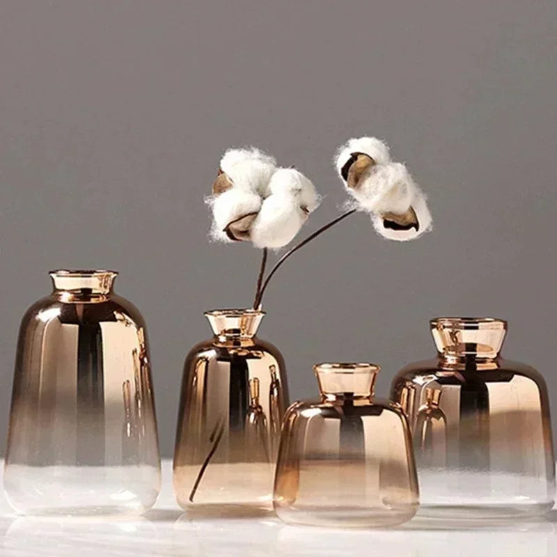 Vase Dégradé en Verre – Élégance Lumineuse pour Sublimer Votre Intérieur