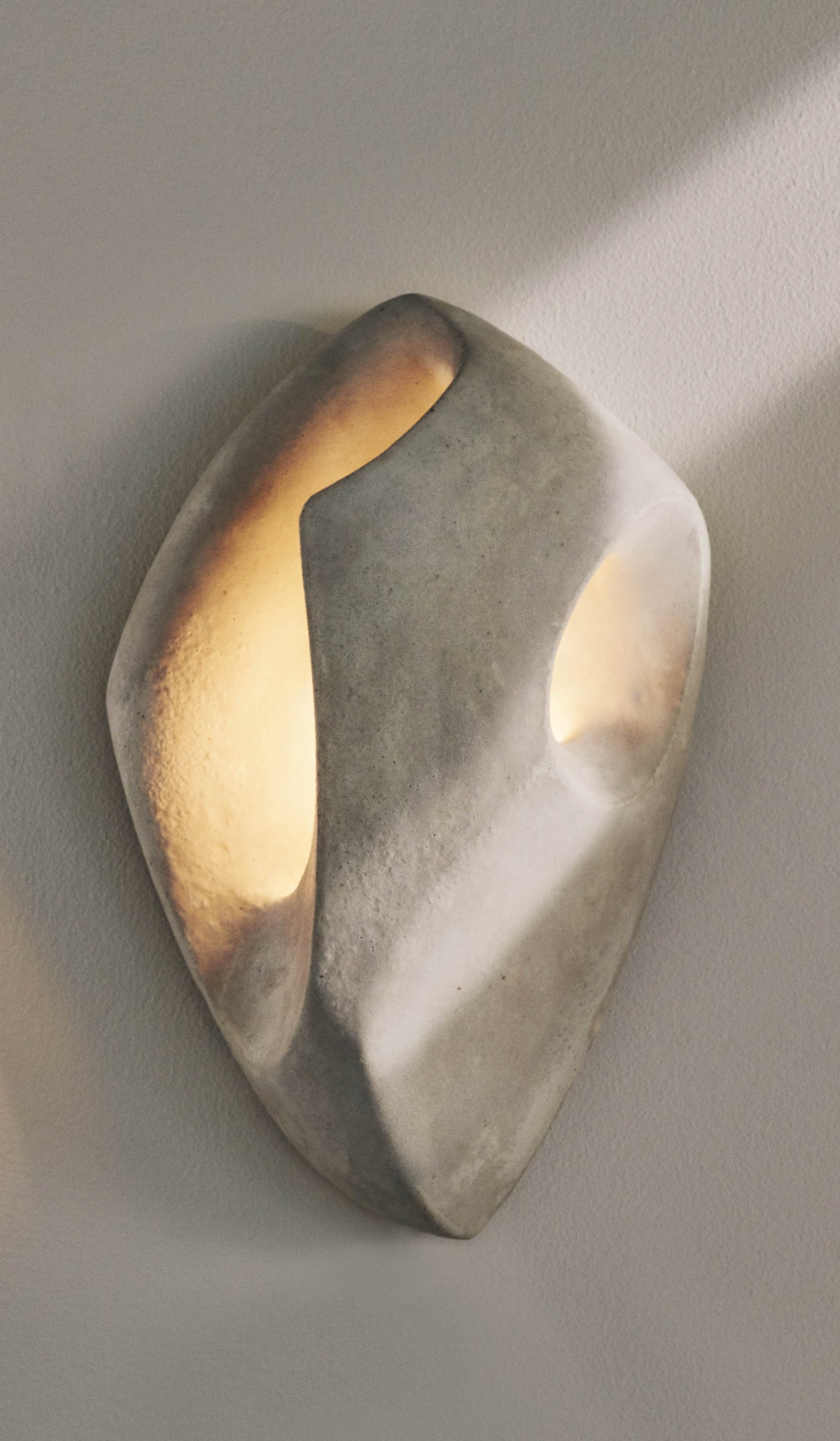 Applique Murale Céramique Sculpturale – Gris Mat