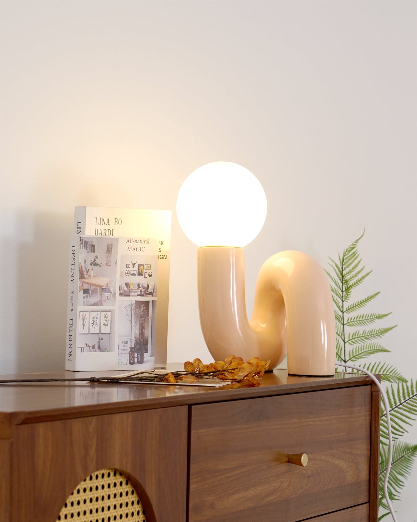 Lampe de Table Design, Verre Opale et Base Spiralée, 40 cm
