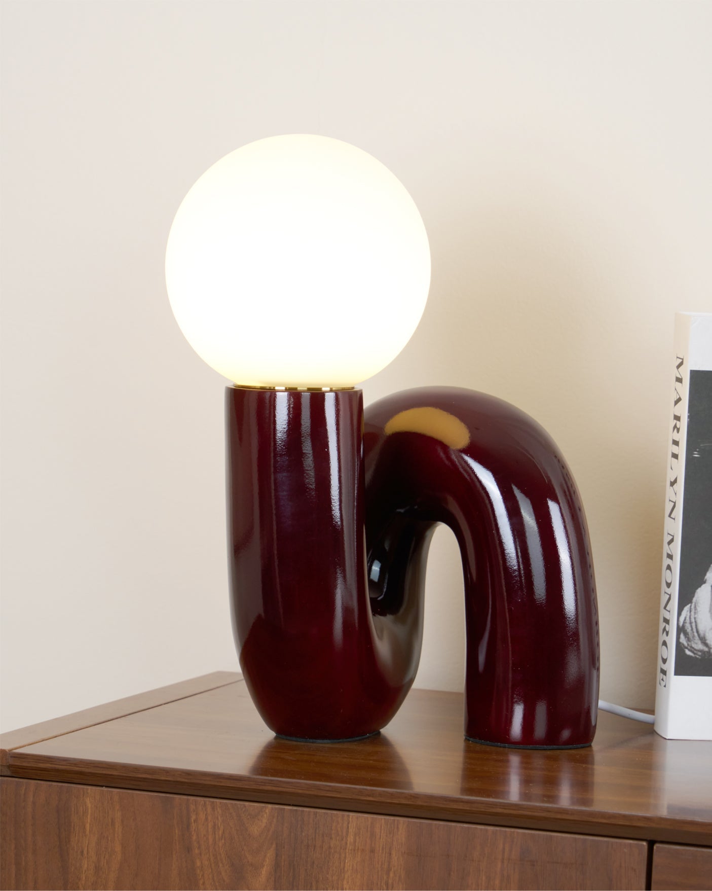 Lampe de Table Design, Verre Opale et Base Spiralée, 40 cm