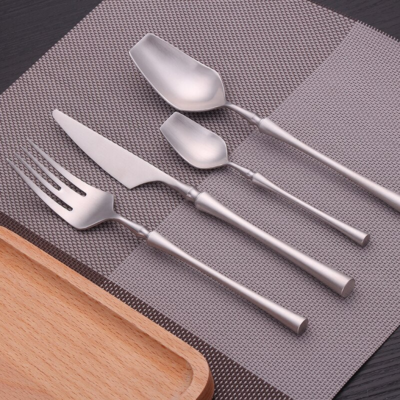 Set de couverts Egypt – Élégance intemporelle en acier inoxydable plaqué