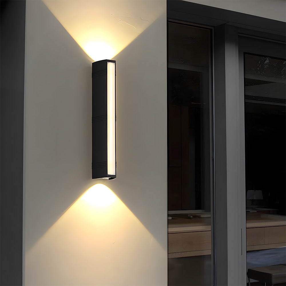 Applique Murale Extérieure LED Étanche Tube Long