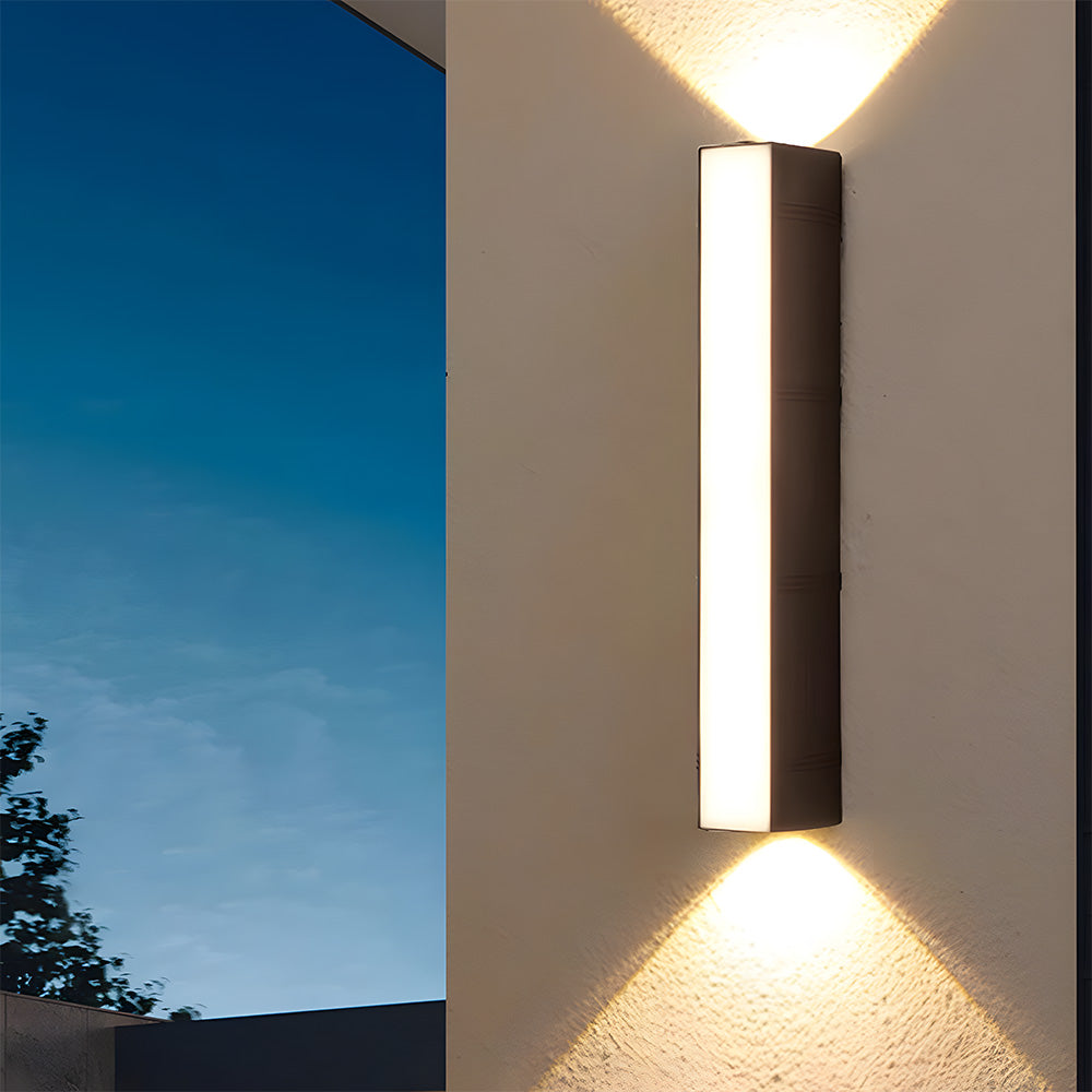 Applique Murale Extérieure LED Étanche Tube Long
