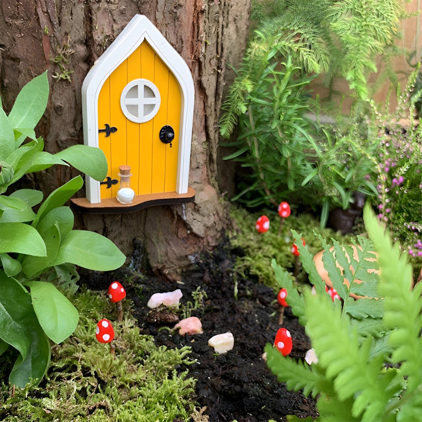 Porte de Fée Miniature en Bois – Déco Arbre de Jardin
