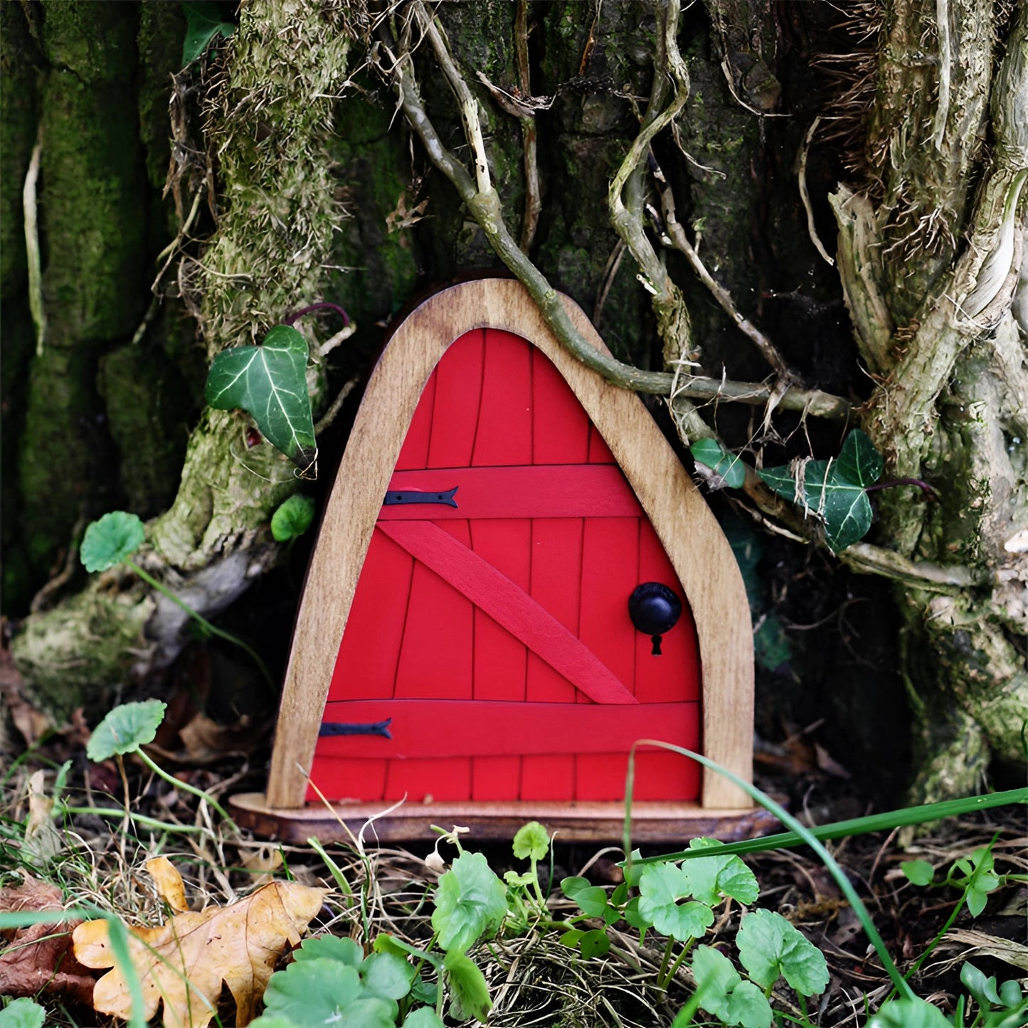 Porte de Fée Miniature en Bois – Déco Arbre de Jardin
