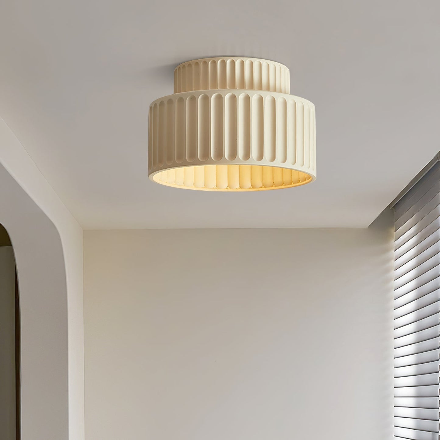 Plafonnier Moderne Tristan – Élégance Discrète pour Tous les Espaces