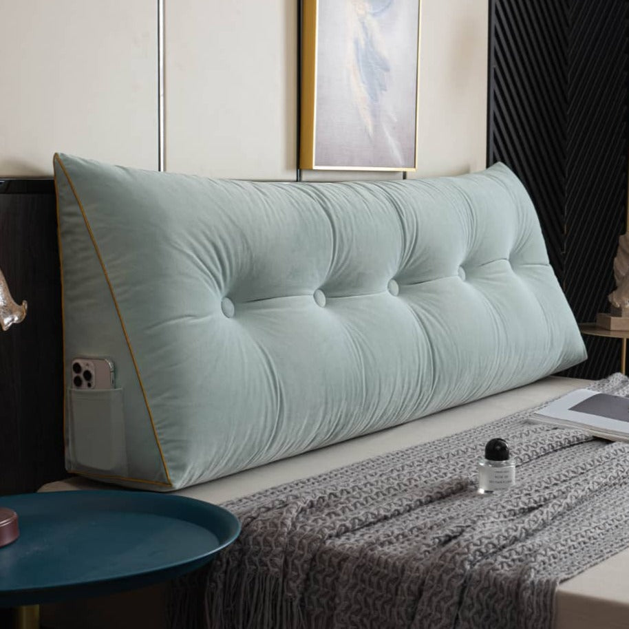 Coussin en Forme de Coin de Luxe | Confort et Élégance