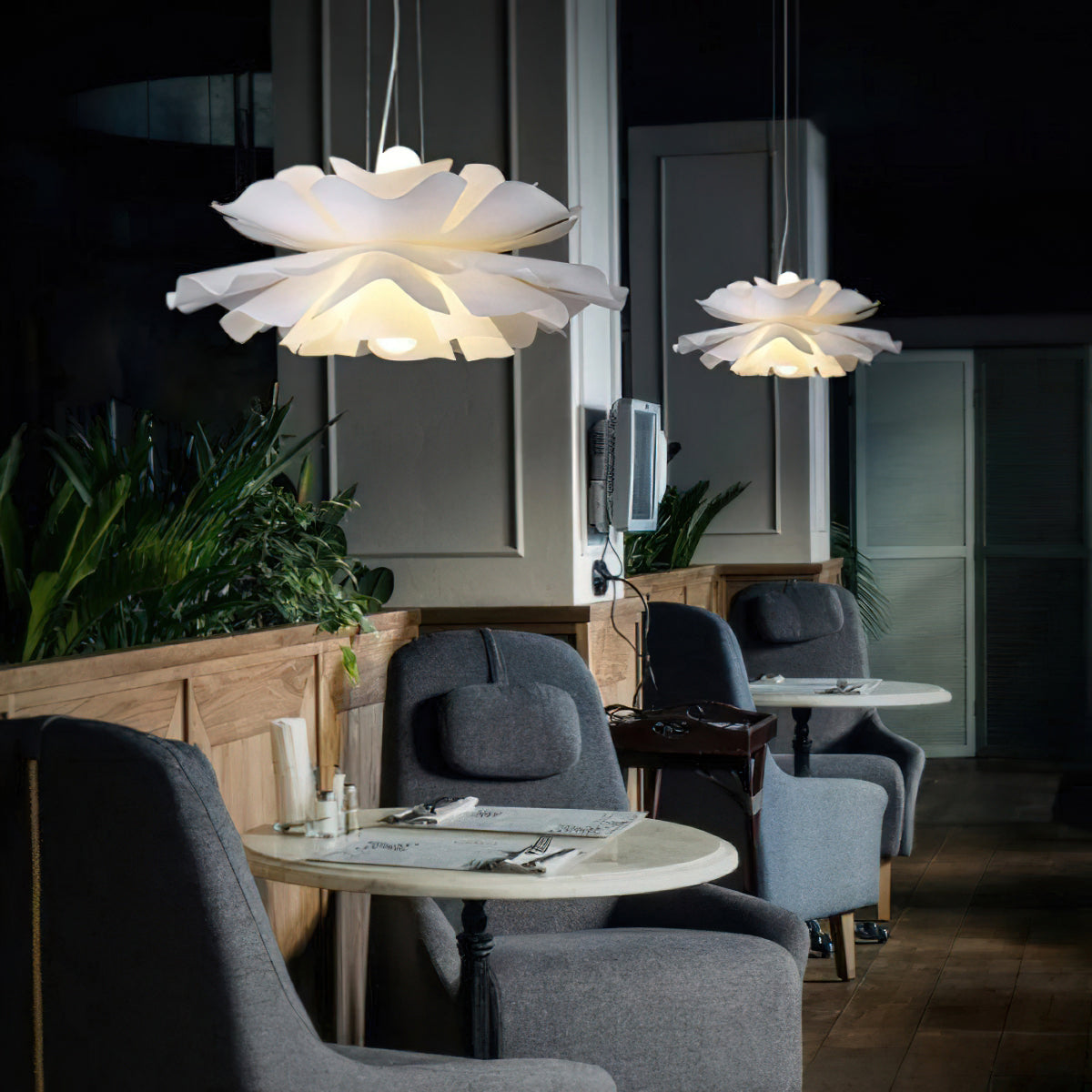 Suspension Lotus Blanche – Élégance Florale pour un Intérieur Moderne