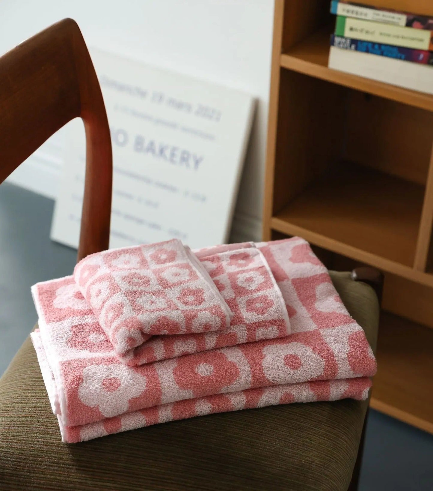 Serviette Giana Fleurie, Coton & Polyester, 2 Tailles Disponibles