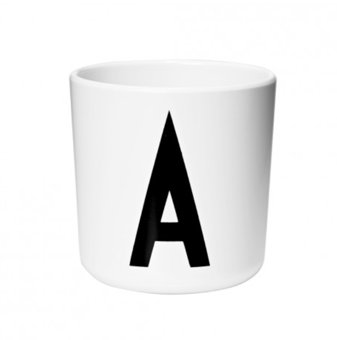 Tasse personnalisée pour enfant en mélamine – Apprentissage ludique et design résistant