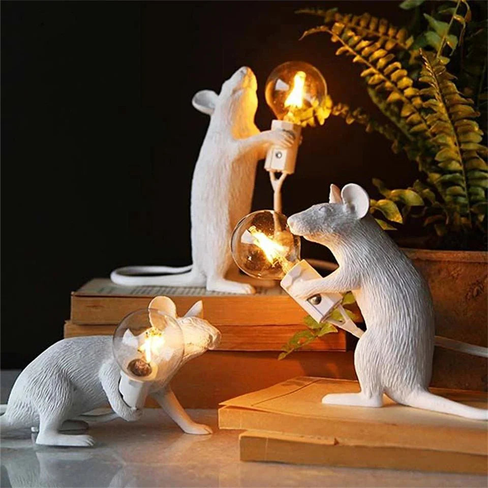 Lampe de Table Art Déco | Design Souris Élégant