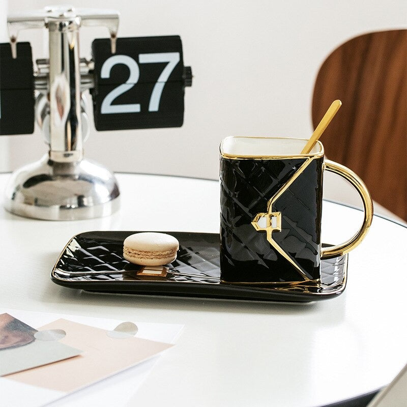 Tasse Sac à Main avec Soucoupe et Cuillère, 310ml, Porcelaine