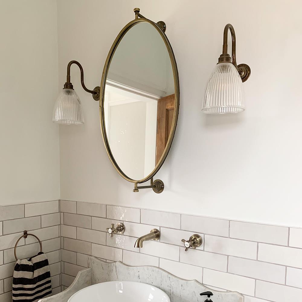 Applique Murale Prisme Verre IP44, Bras Cygne, Salle de Bain