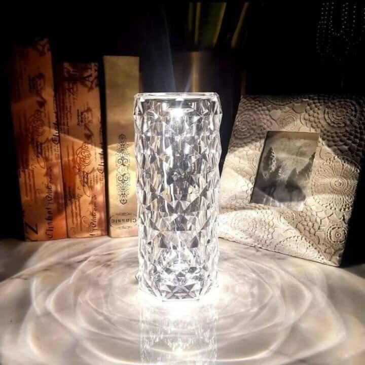 Lampe Cristal Rechargeable à Effet Diamant – Design Élégant à 3 Intensités