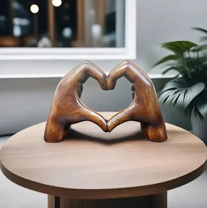 WarmHeart – Symbole d’Amour en Bois Fait Main pour une Décoration Remplie d’Émotion