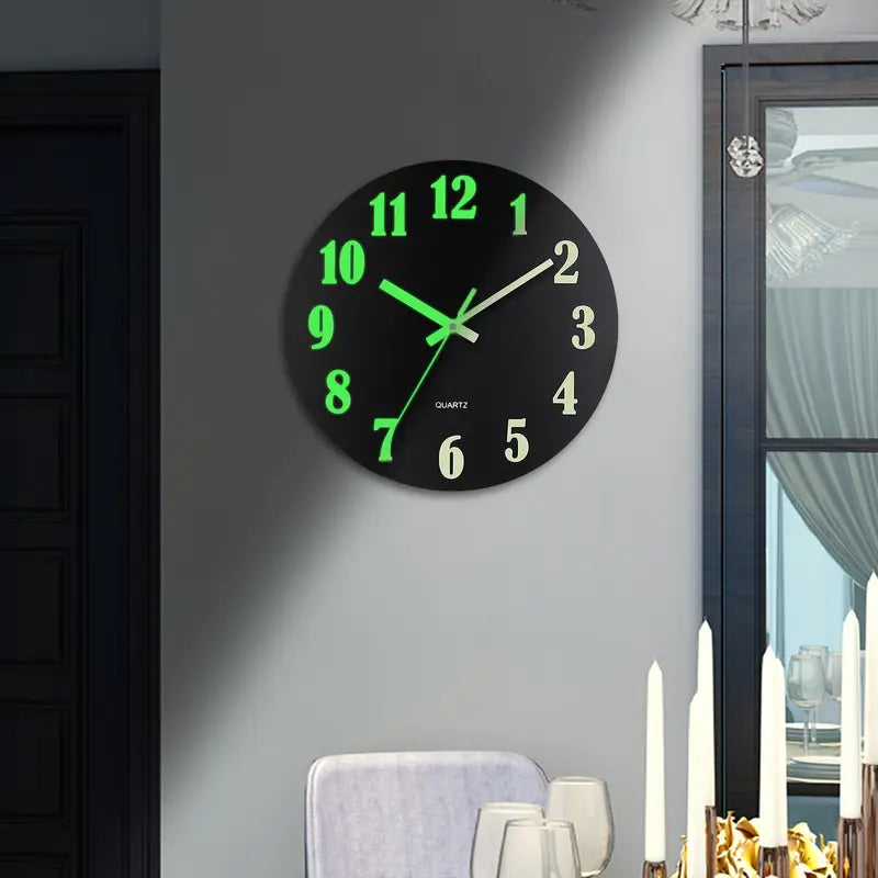 WarmGlow – Horloge Murale Noire Lumineuse et Silencieuse pour une Décoration Élégante