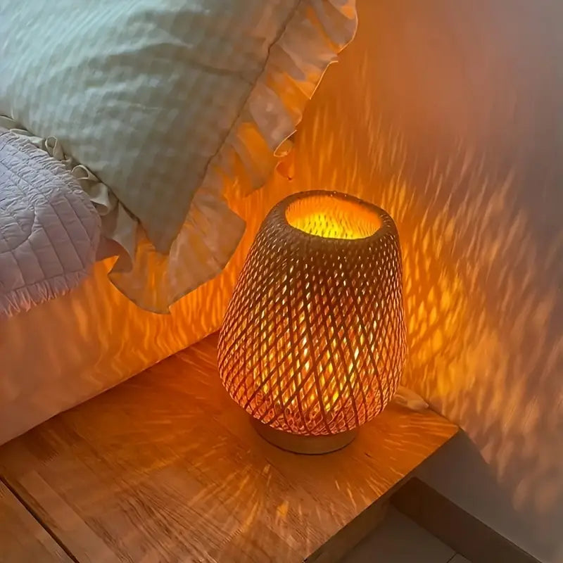 WarmGlow – Lampe de Table LED en Bambou Fait Main avec Éclairage Dimmable et Design Naturel