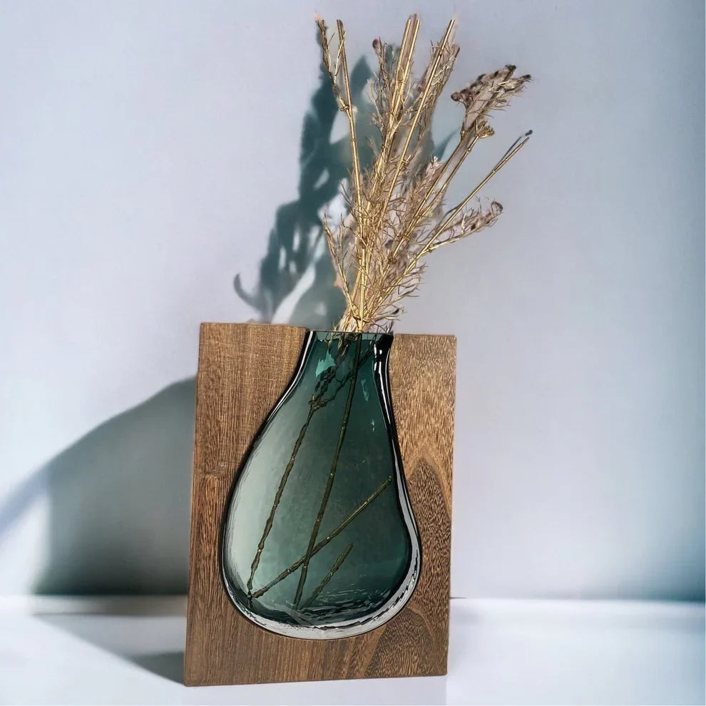 Vase Live Edge Nordique – Une Alliance Élégante de Nature et de Design Contemporain