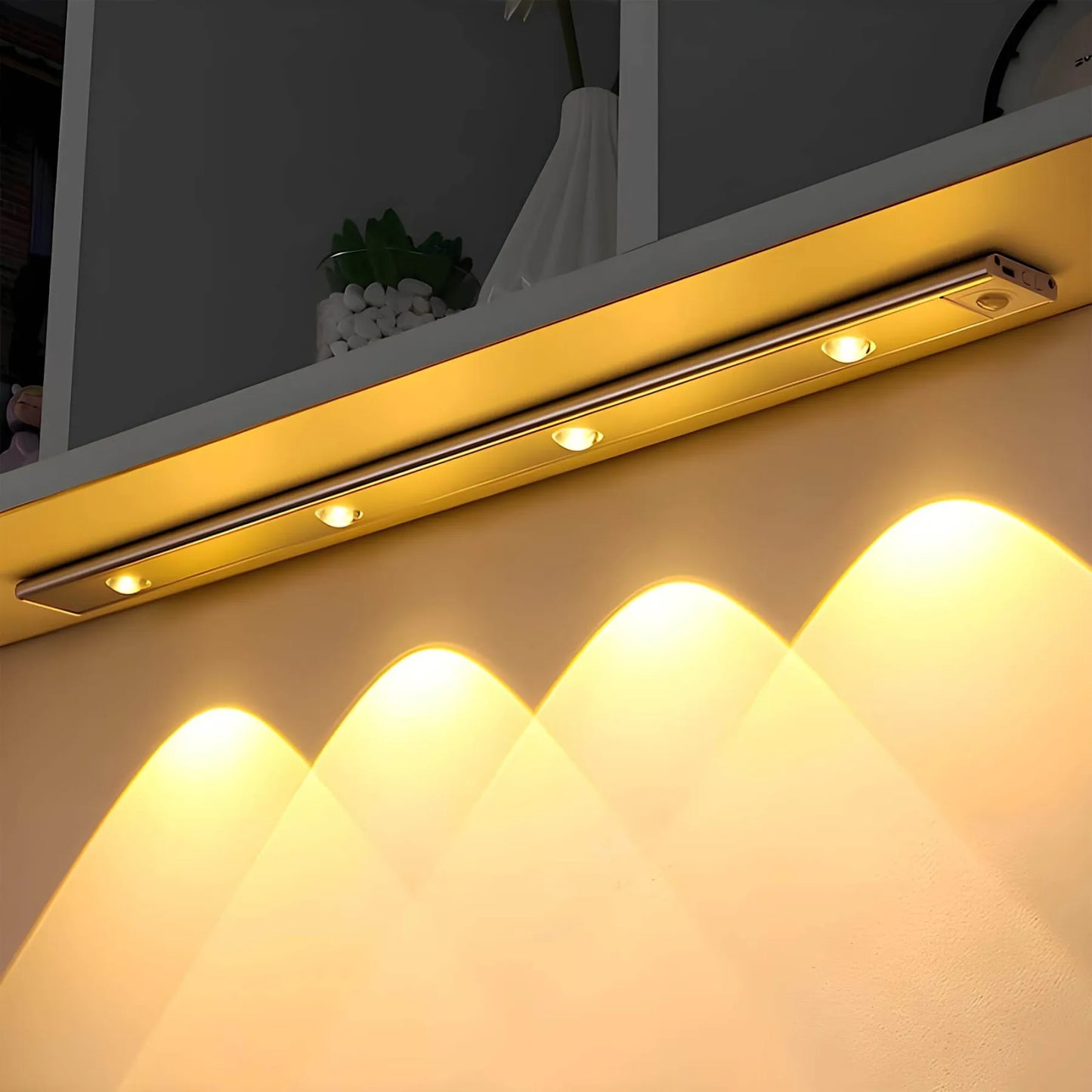 Lampe LED Sans Fil avec Capteur de Mouvement | Éclairage Intelligent et Pratique