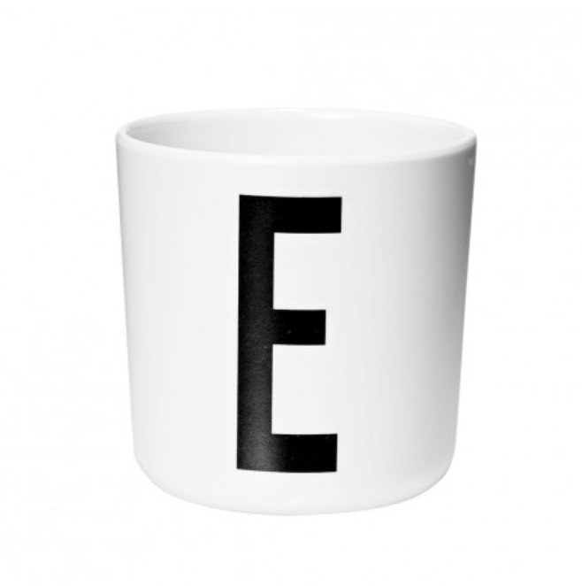 Tasse personnalisée pour enfant en mélamine – Apprentissage ludique et design résistant