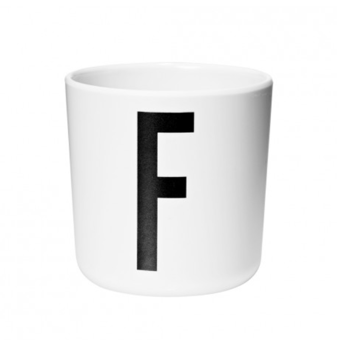 Tasse personnalisée pour enfant en mélamine – Apprentissage ludique et design résistant