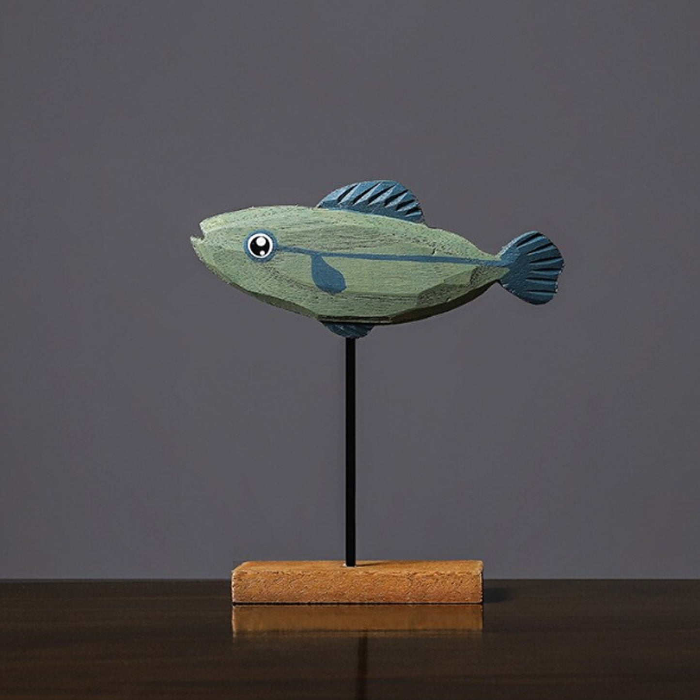 Sculpture Artisanale en Bois – Poisson d’Eau Douce Décoratif