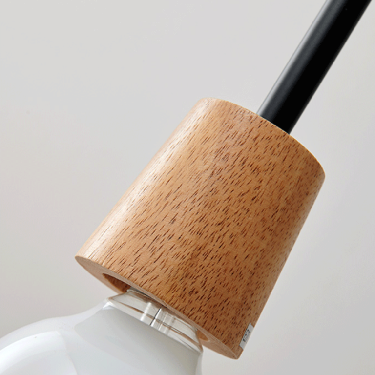Suspension Verre Élégant E27 – Bois, Métal Noir Mat