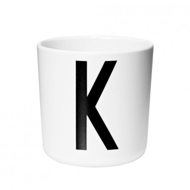 Tasse personnalisée pour enfant en mélamine – Apprentissage ludique et design résistant