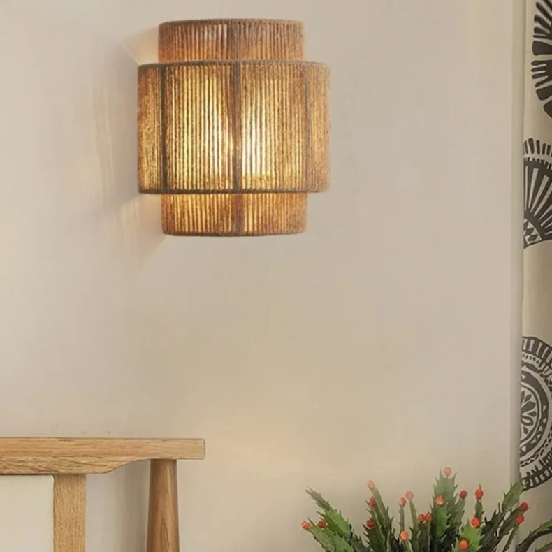 Applique Murale en Corde de Rattan – Un Éclairage Naturel et Chaleureux pour Votre Intérieur