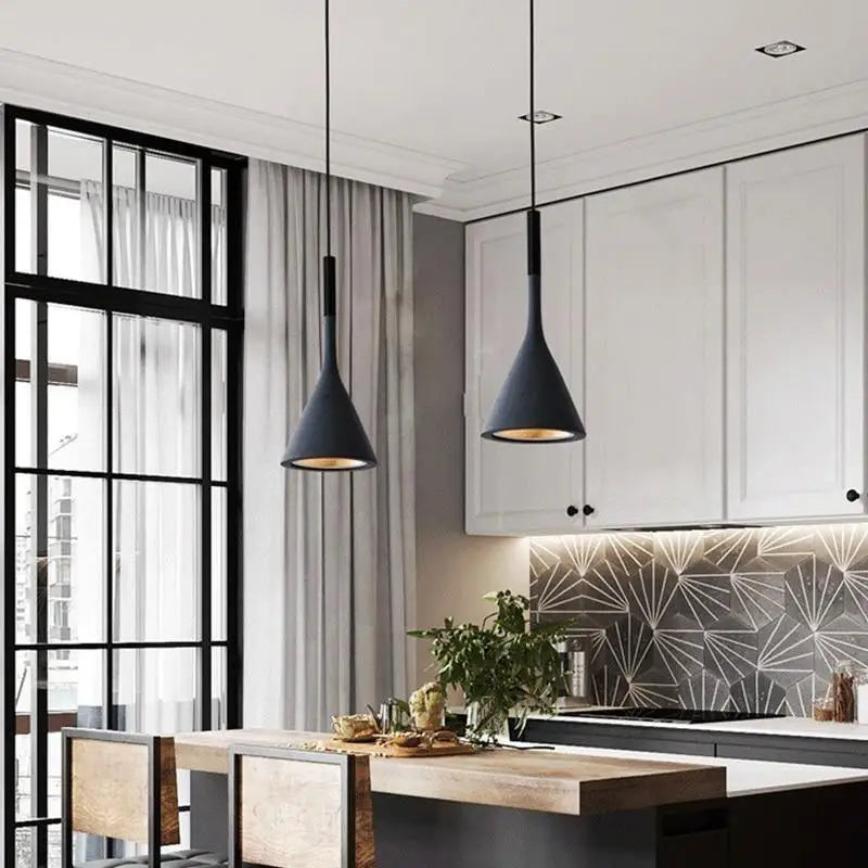 Lampe Suspendue Cuisine Moderne en Métal Noir